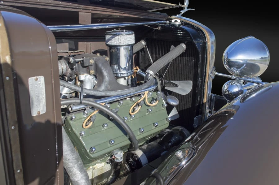 1933 Cadillac V-12 - Image 6 of 12