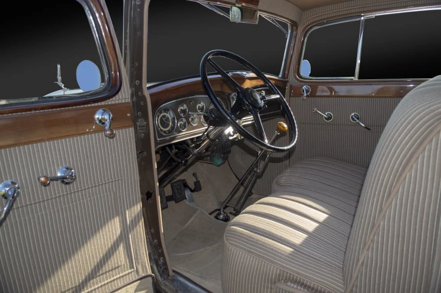 1933 Cadillac V-12 - Image 3 of 12