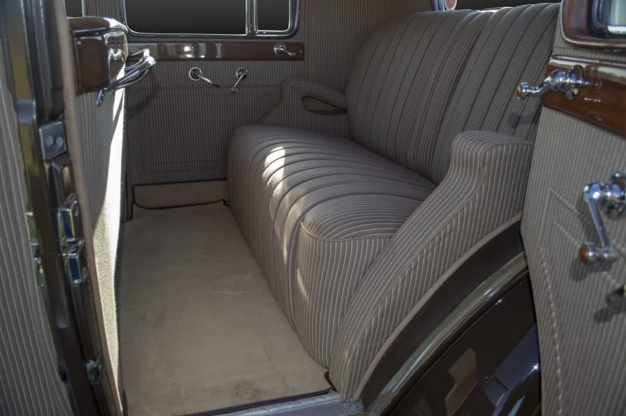 1933 Cadillac V-12 - Image 4 of 12