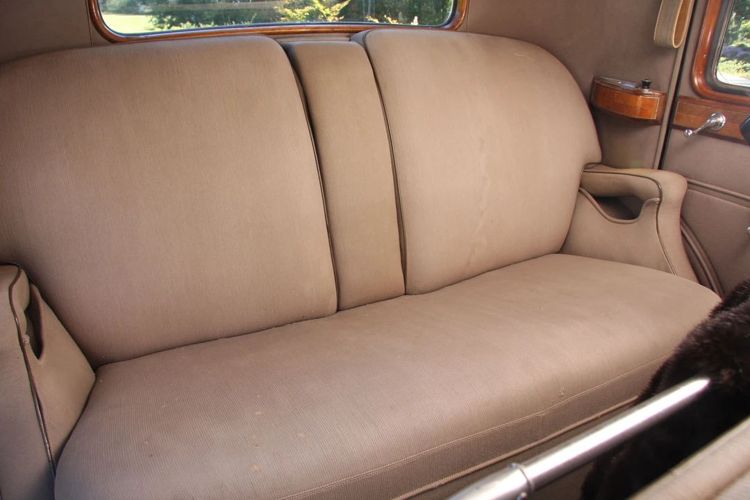 1933 Cadillac V-12 - Image 10 of 19