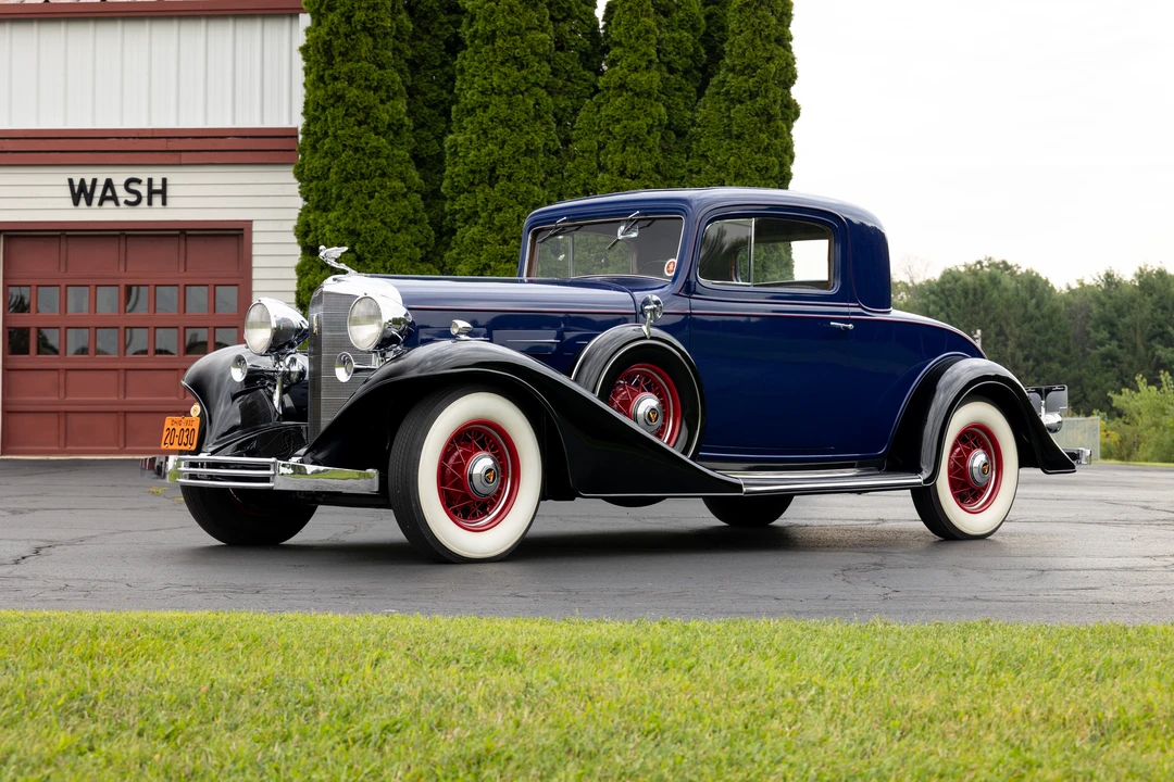 1933 Cadillac V-12 - Image 17 of 31