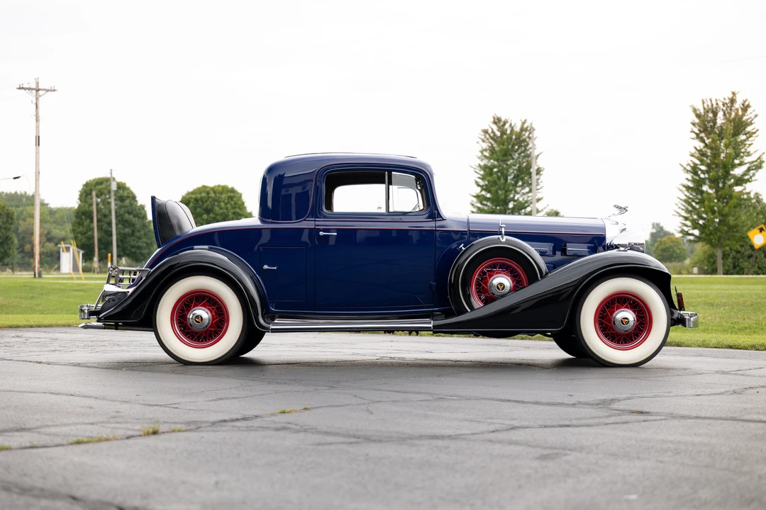 1933 Cadillac V-12 - Image 4 of 31