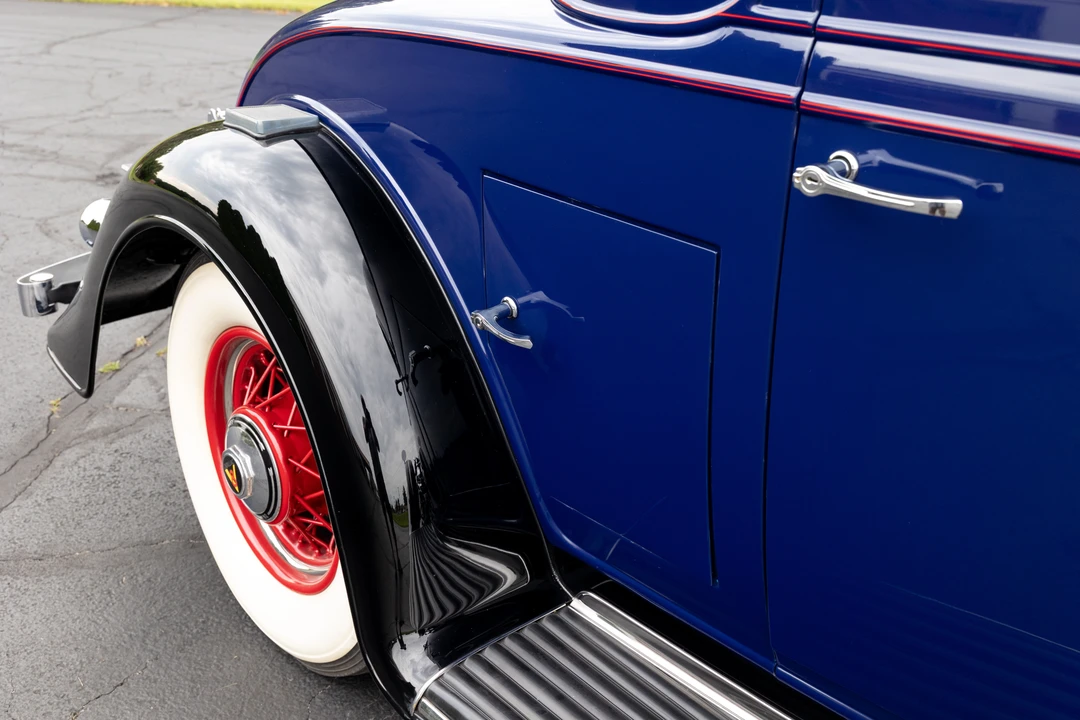 1933 Cadillac V-12 - Image 21 of 31