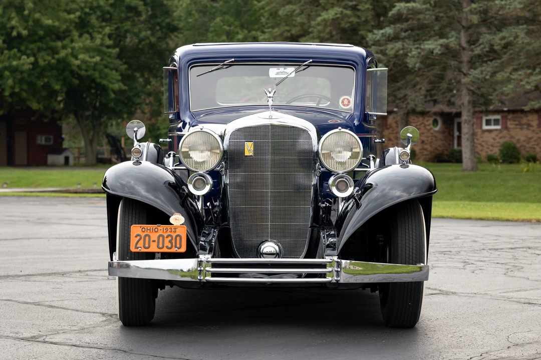 1933 Cadillac V-12 - Image 18 of 31