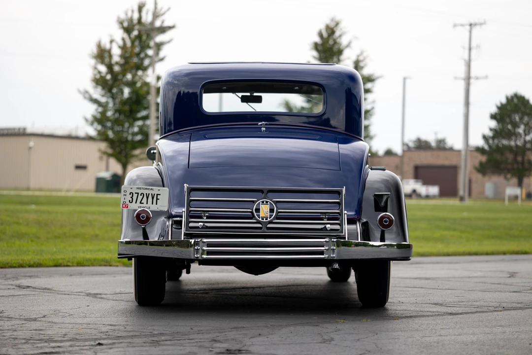 1933 Cadillac V-12 - Image 8 of 31
