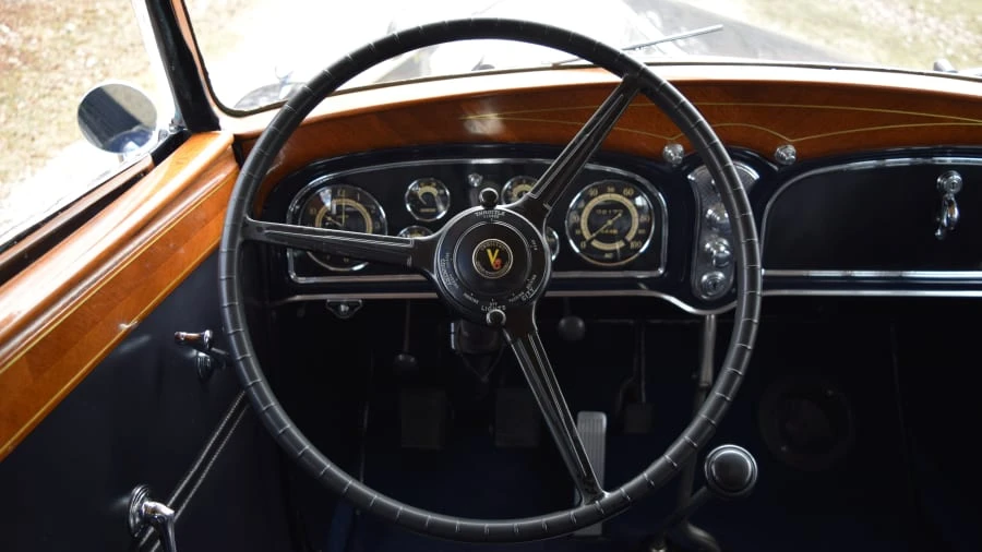 1933 Cadillac V-12 - Image 28 of 31