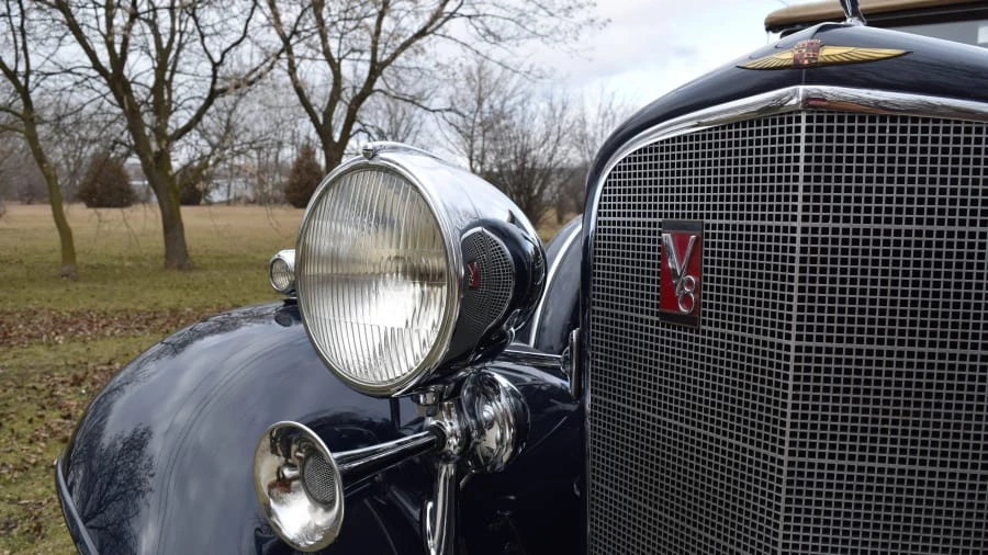 1933 Cadillac V-12 - Image 23 of 31