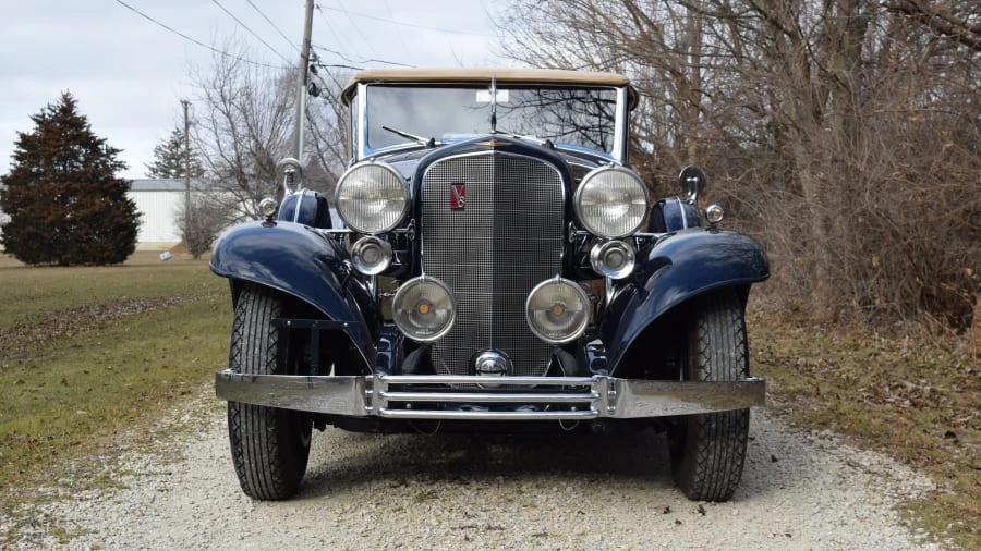 1933 Cadillac V-12 - Image 4 of 31
