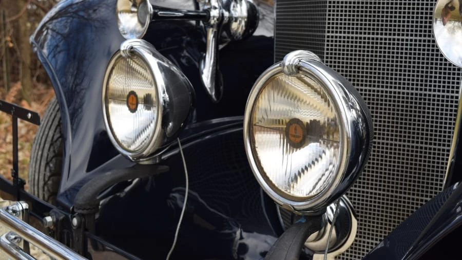 1933 Cadillac V-12 - Image 21 of 31