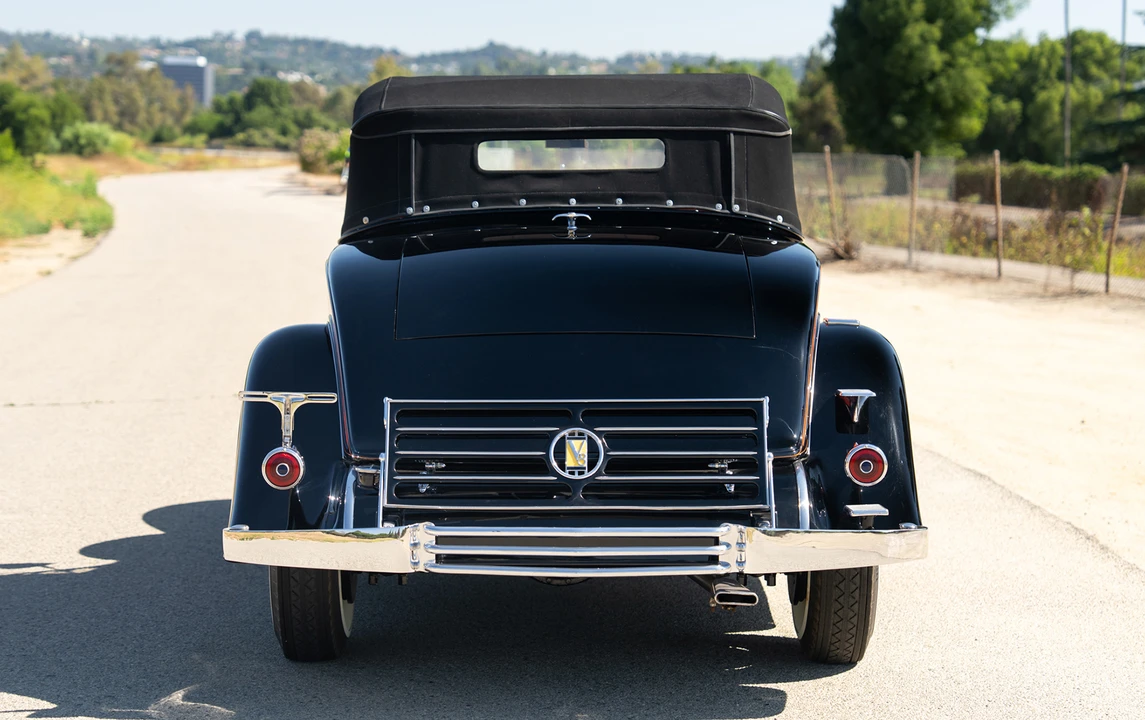 1933 Cadillac V-12 - Image 6 of 24