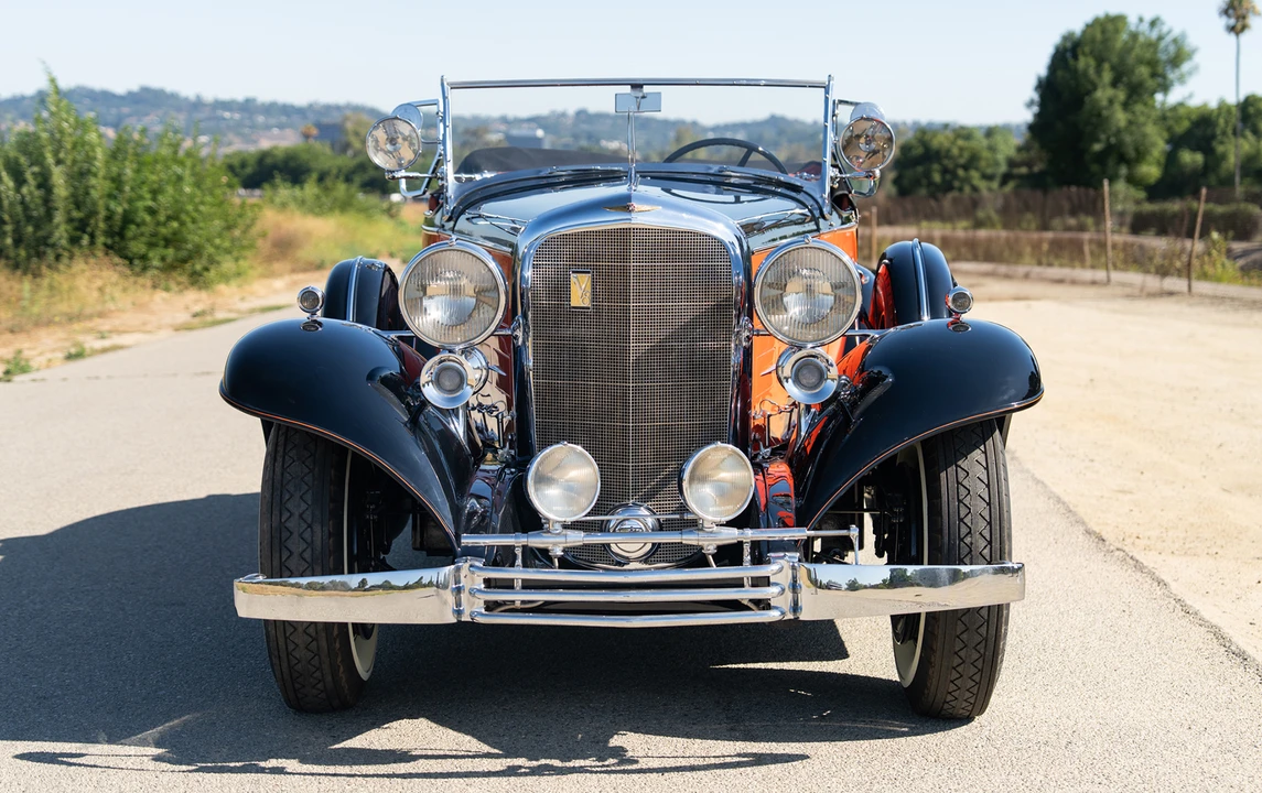1933 Cadillac V-12 - Image 9 of 24