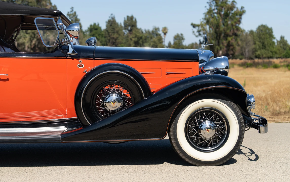 1933 Cadillac V-12 - Image 19 of 24