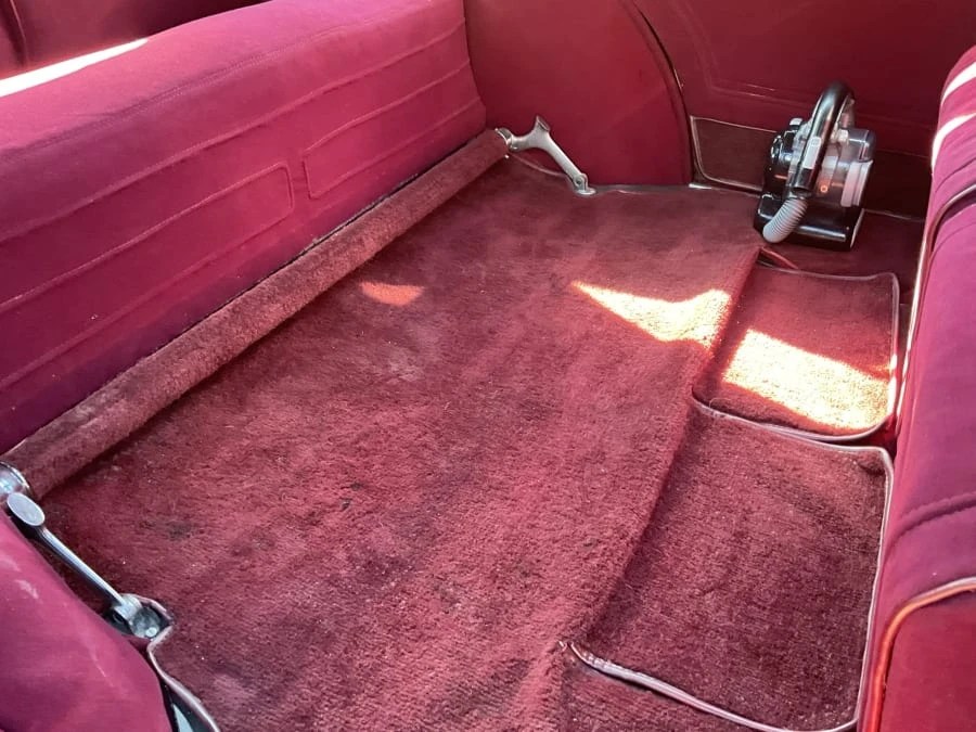 1933 Cadillac V-12 - Image 23 of 31