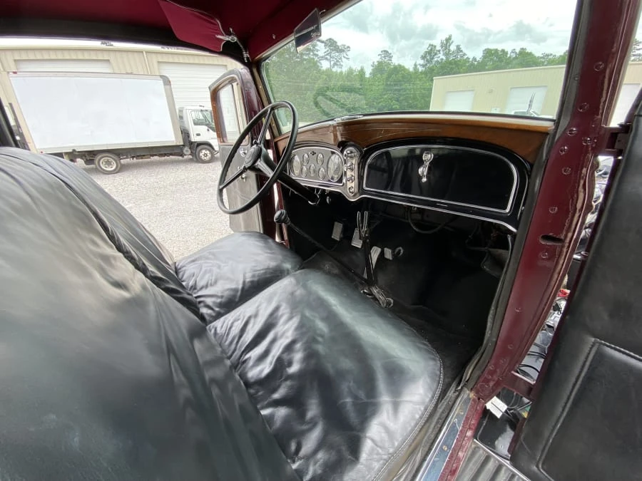 1933 Cadillac V-12 - Image 25 of 31