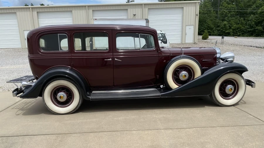 1933 Cadillac V-12 - Image 14 of 31