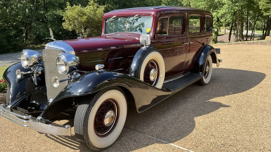 1933 Cadillac V-12 - Image 6 of 31