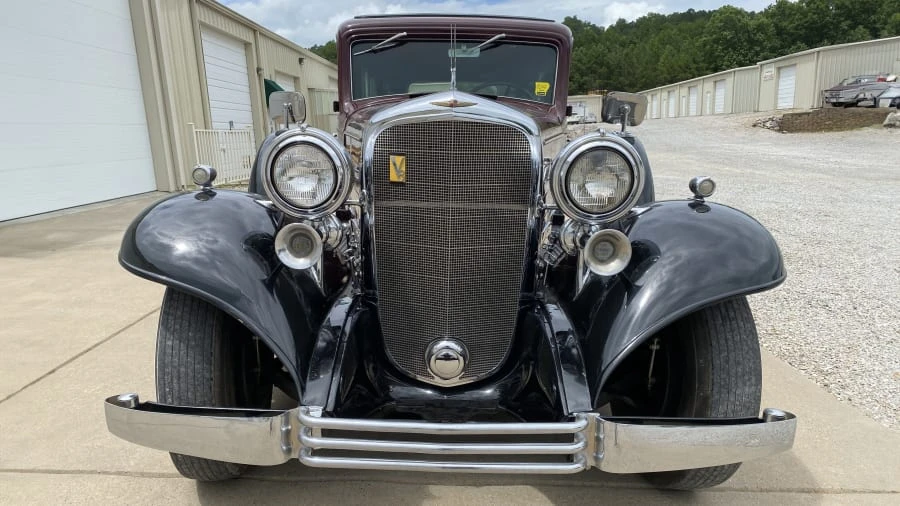 1933 Cadillac V-12 - Image 19 of 31