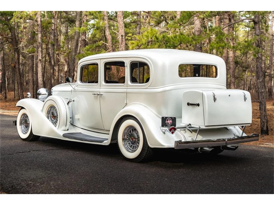 1933 Cadillac - Image 15 of 31