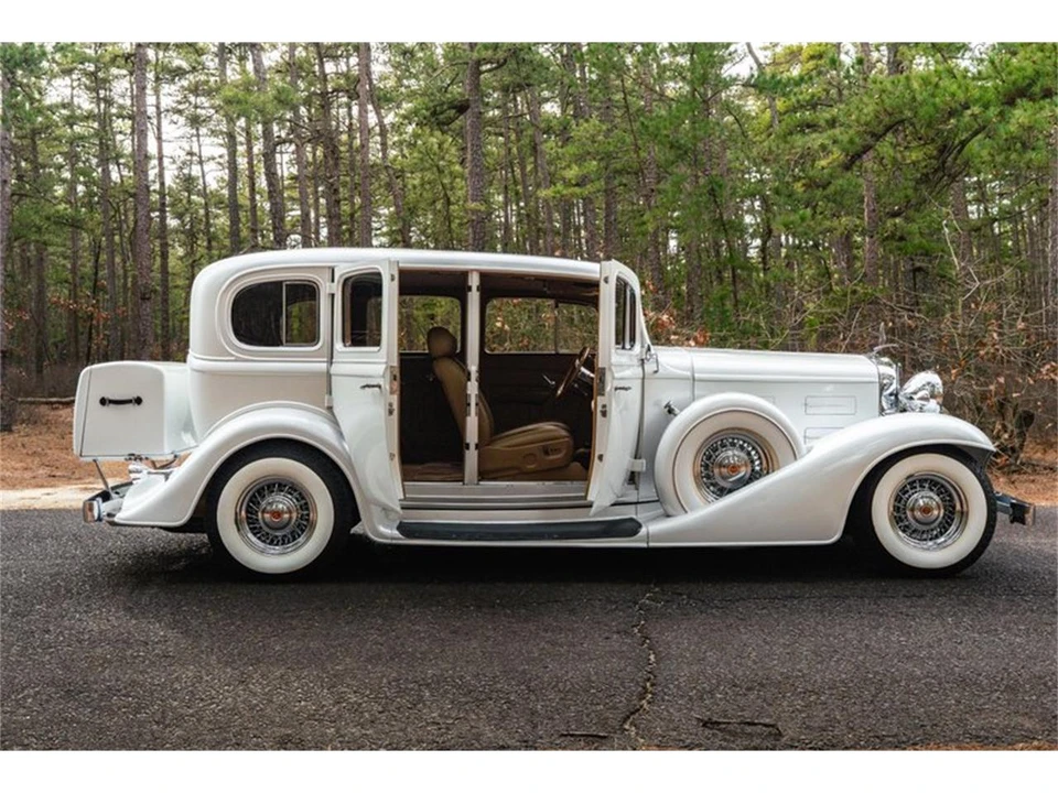 1933 Cadillac - Image 22 of 31