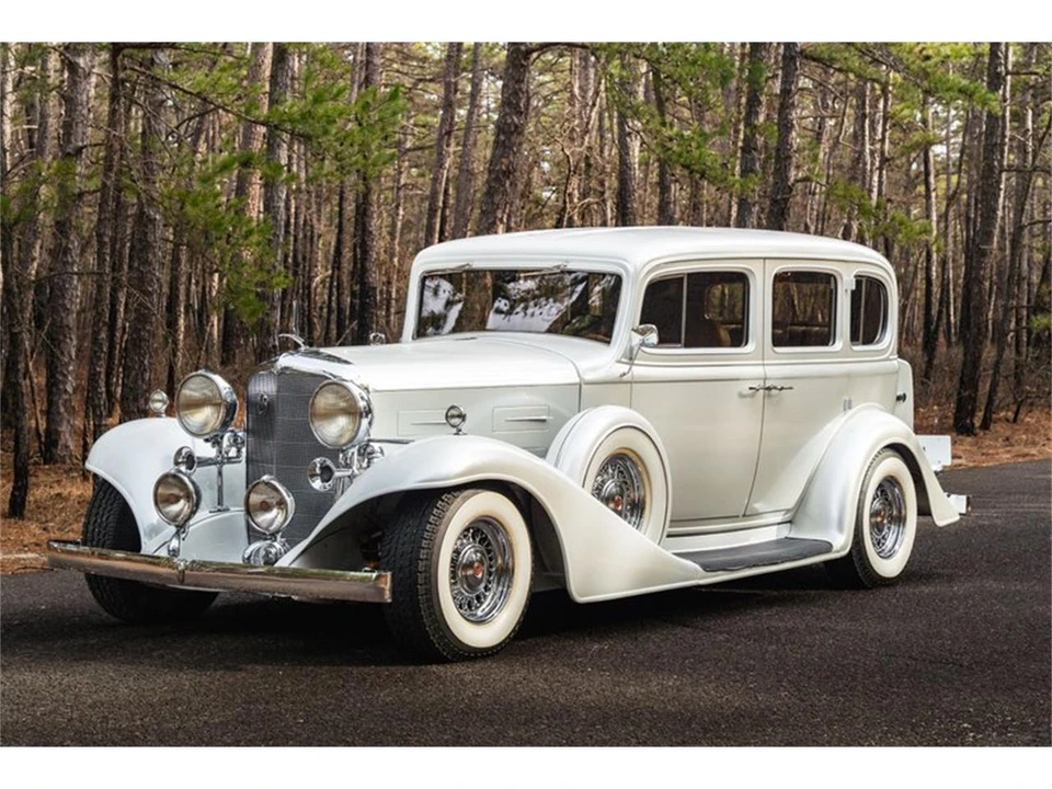1933 Cadillac - Image 10 of 31