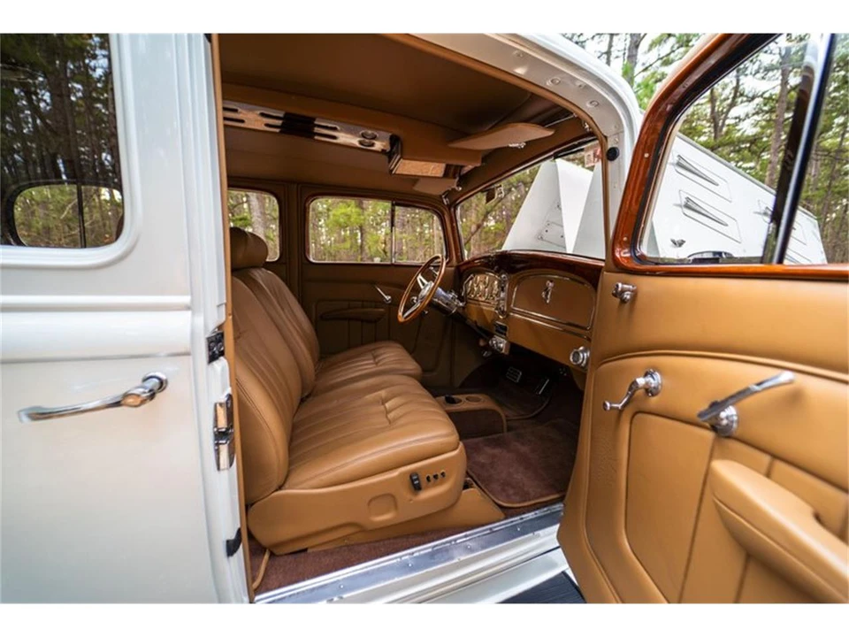 1933 Cadillac - Image 28 of 31