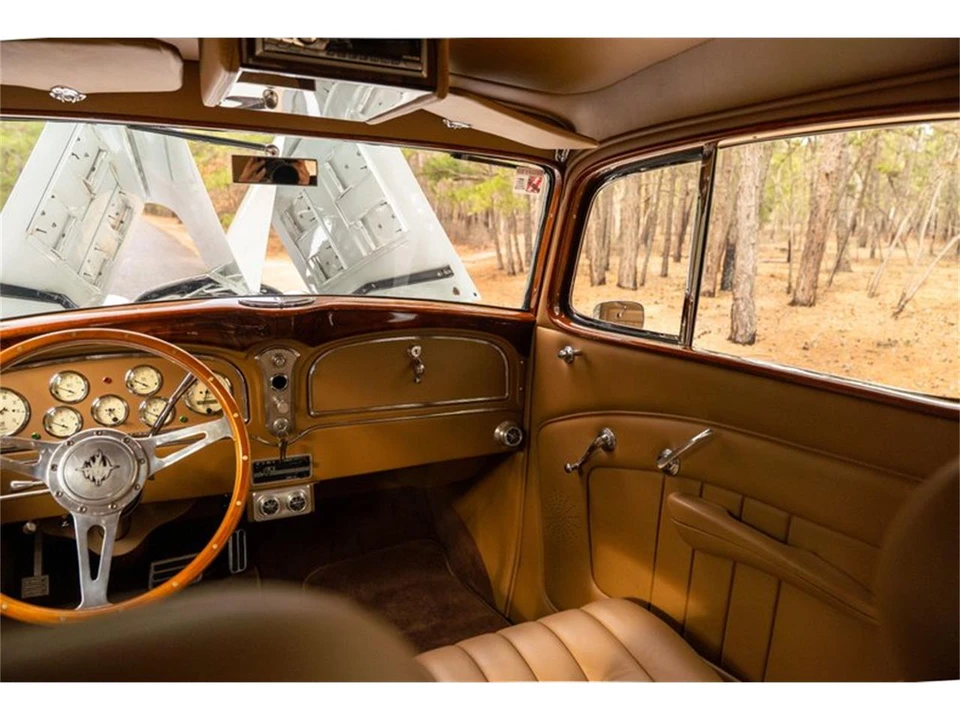 1933 Cadillac - Image 31 of 31