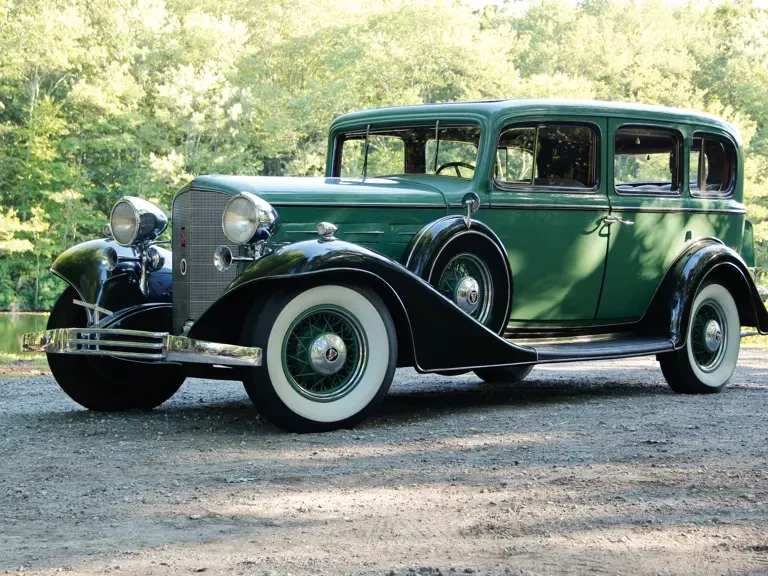 1933 Cadillac V-12 - Image 2 of 15