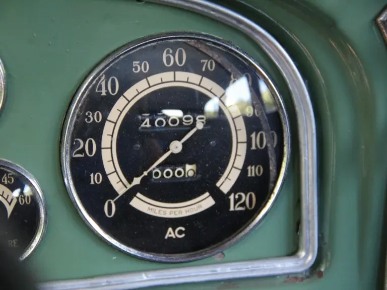 1933 Cadillac V-12 - Image 13 of 15