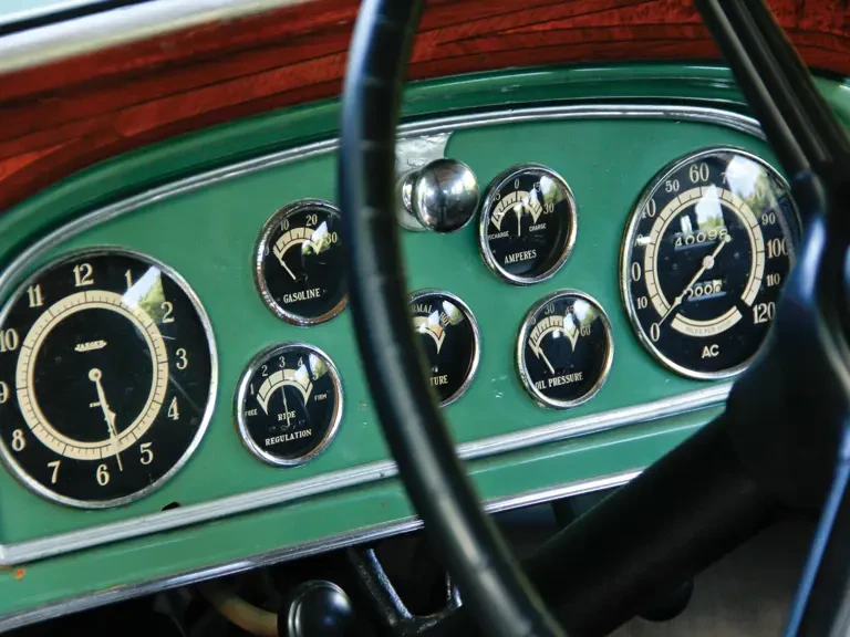 1933 Cadillac V-12 - Image 12 of 15