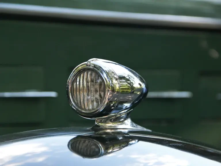 1933 Cadillac V-12 - Image 9 of 15