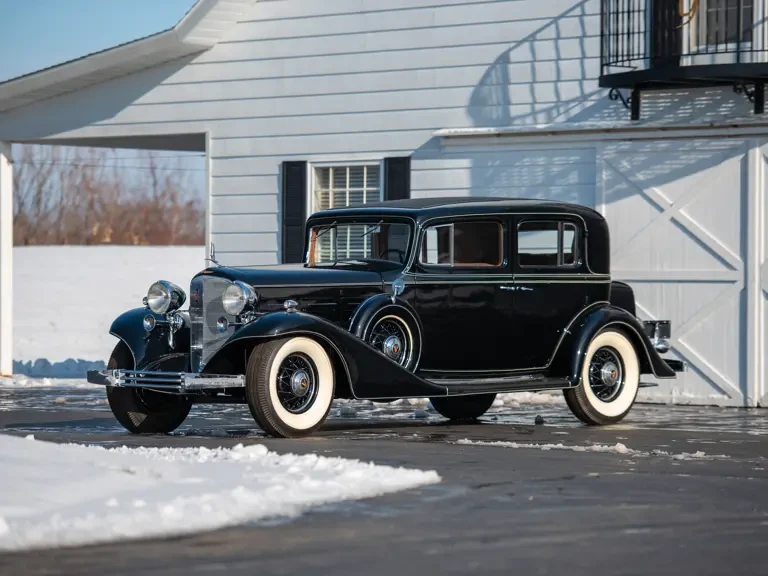 1933 Cadillac V-12 - Image 2 of 25