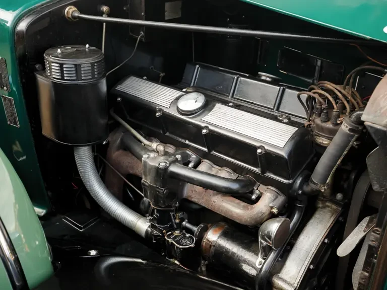 1933 Cadillac V-12 - Image 4 of 23