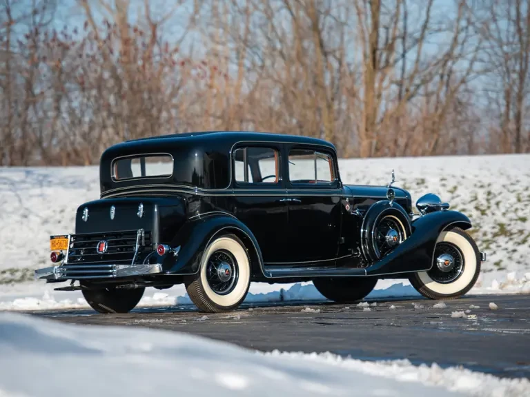 1933 Cadillac V-12 - Image 3 of 25