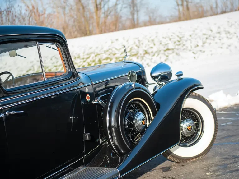 1933 Cadillac V-12 - Image 14 of 25