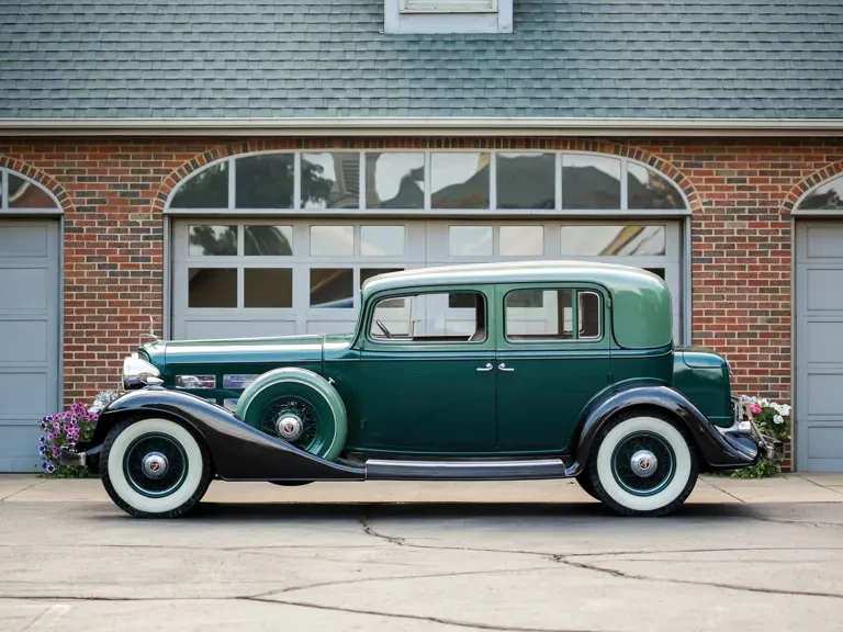 1933 Cadillac V-12 - Image 6 of 23