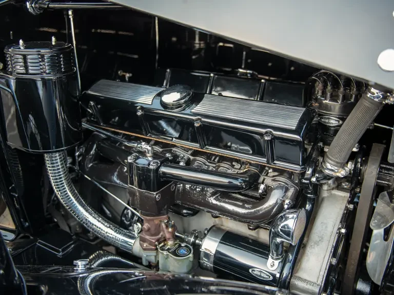 1933 Cadillac V-12 - Image 4 of 25
