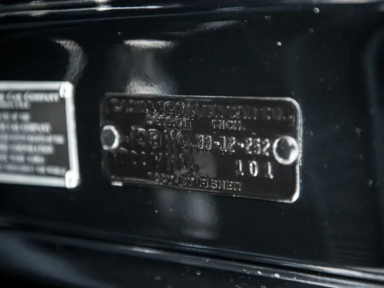 1933 Cadillac V-12 - Image 18 of 25