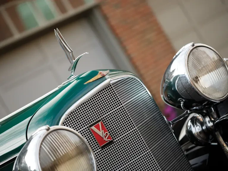 1933 Cadillac V-12 - Image 15 of 23
