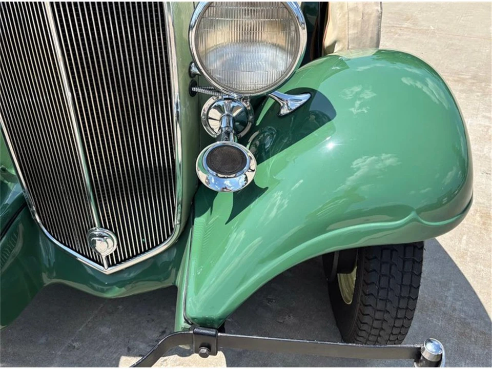 1933 Chevrolet Standard & Master & Master Deluxe & Special Deluxe - Image 18 of 31
