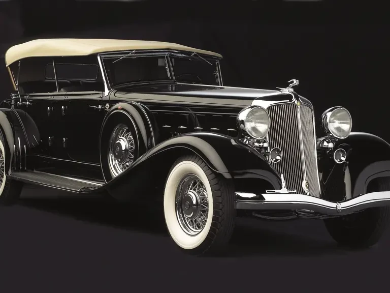 1933 Chrysler Imperial Pre-War - Image 2 of 10