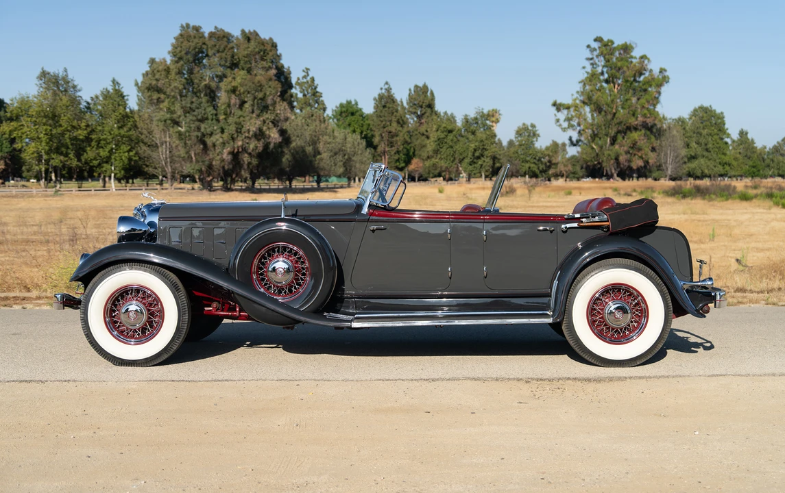 1933 Chrysler Imperial Pre-War - Image 2 of 24