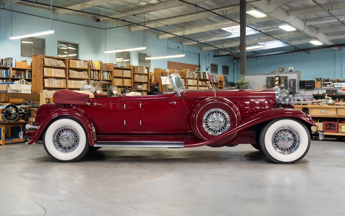 1933 Chrysler Imperial Pre-War - Image 2 of 21