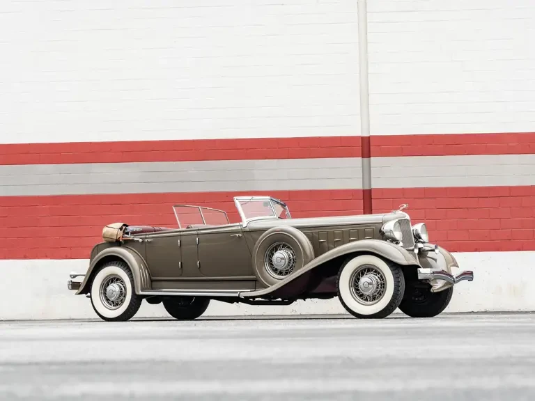 1933 Chrysler Imperial Pre-War - Image 2 of 31