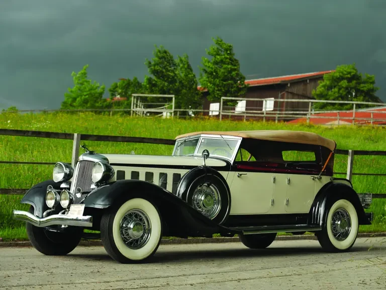 1933 Chrysler Imperial Pre-War - Image 2 of 2