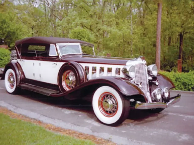 1933 Chrysler Imperial Pre-War - Image 2 of 2