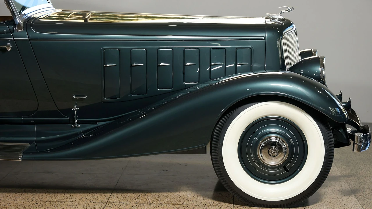 1933 Chrysler Imperial Pre-War - Image 28 of 31