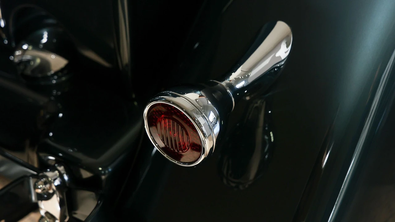 1933 Chrysler Imperial Pre-War - Image 17 of 31