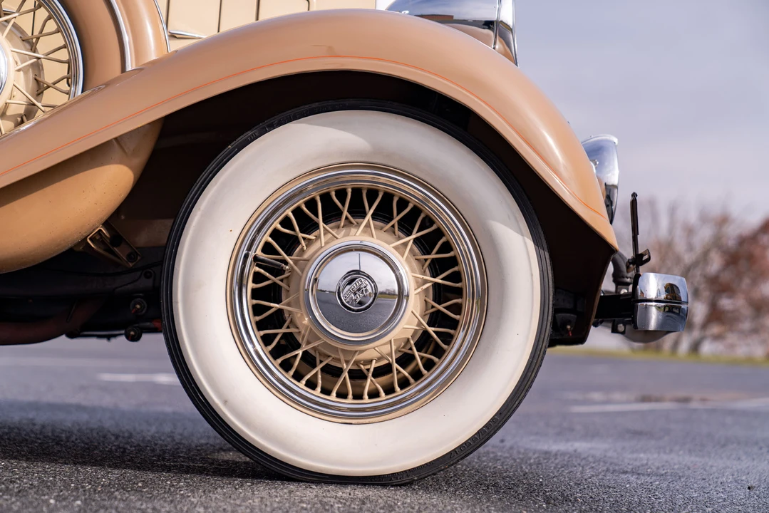 1933 Chrysler - Image 31 of 31