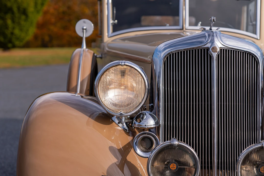 1933 Chrysler - Image 28 of 31