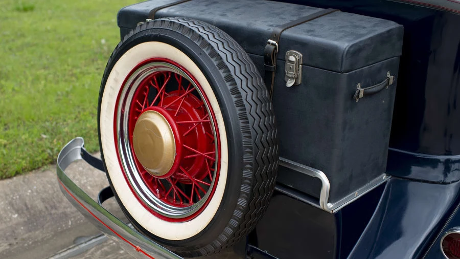 1933 Chrysler Imperial Pre-War - Image 10 of 17